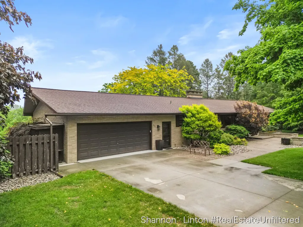346 Orchard View Drive Shelby Village MI 49455