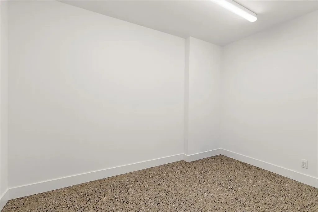317 N Lakeshore Avenue Park Township MI 49424
