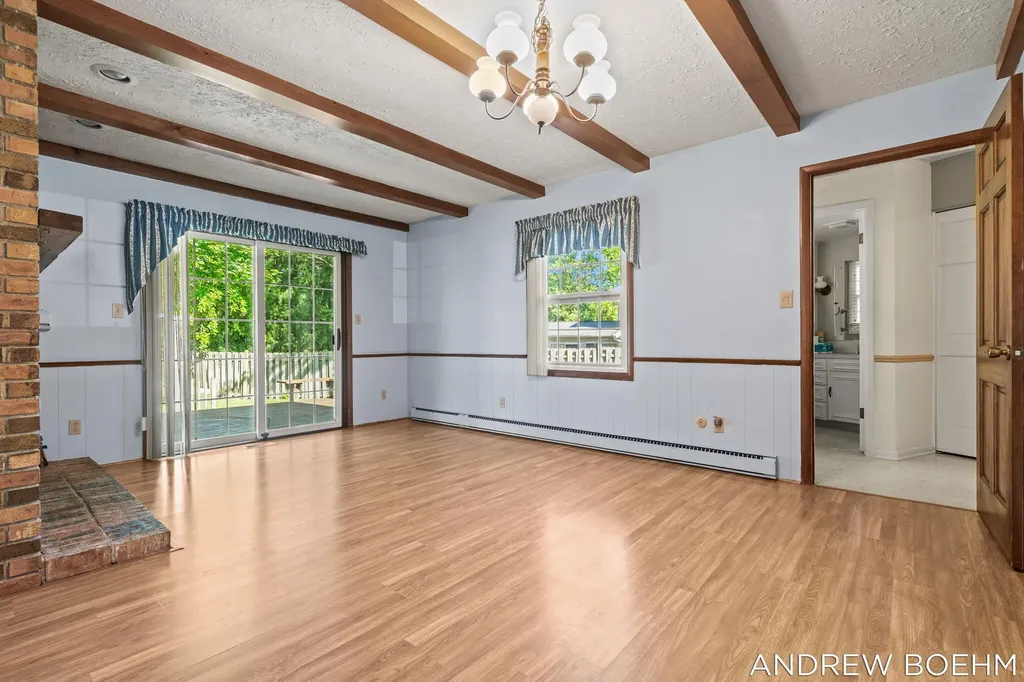 164 Euna Vista Drive Holland City MI 49423