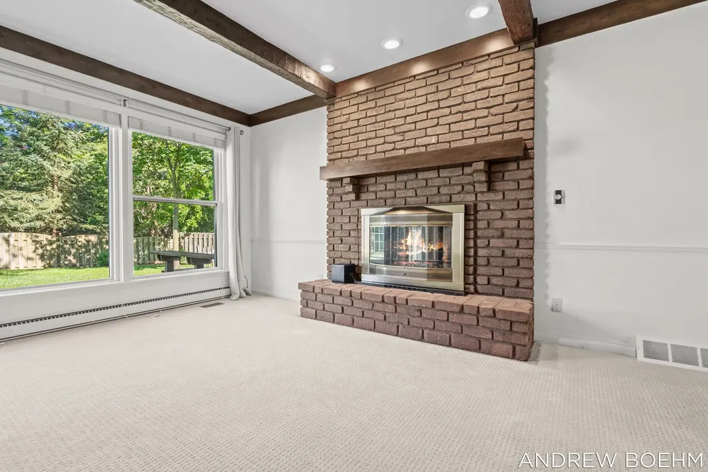 164 Euna Vista Drive Holland City MI 49423
