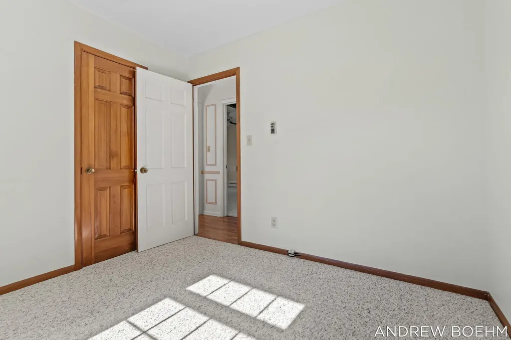 164 Euna Vista Drive Holland City MI 49423