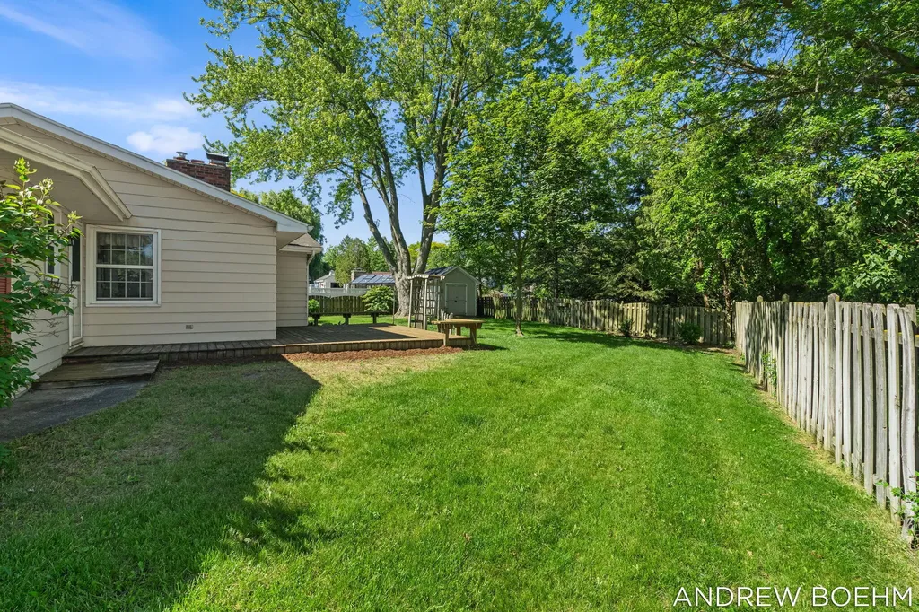 164 Euna Vista Drive Holland City MI 49423