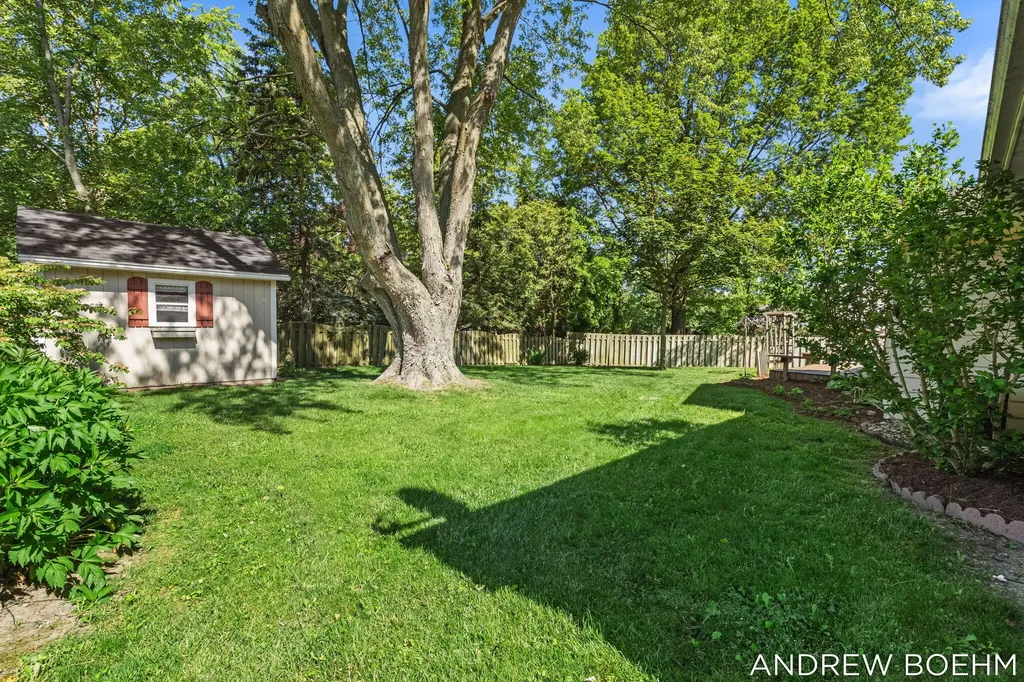 164 Euna Vista Drive Holland City MI 49423