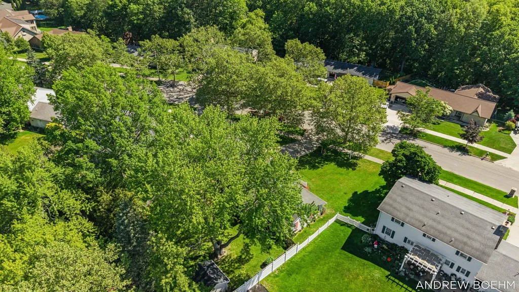 164 Euna Vista Drive Holland City MI 49423