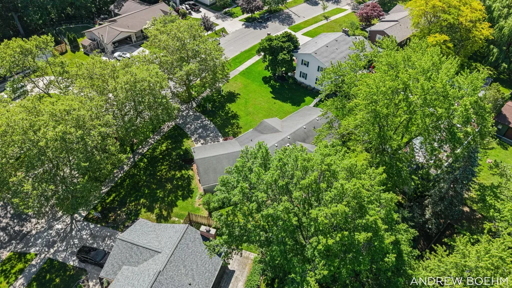 164 Euna Vista Drive Holland City MI 49423