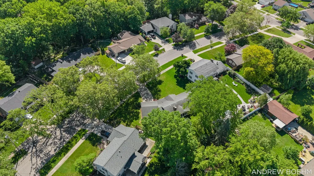 164 Euna Vista Drive Holland City MI 49423