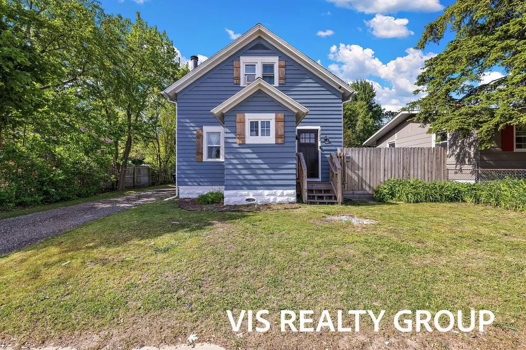 1152 W Laketon Avenue Muskegon City MI 49441