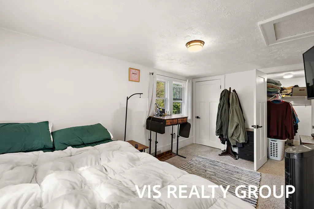 1152 W Laketon Avenue Muskegon City MI 49441