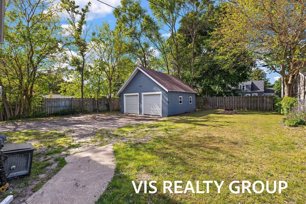 1152 W Laketon Avenue Muskegon City MI 49441