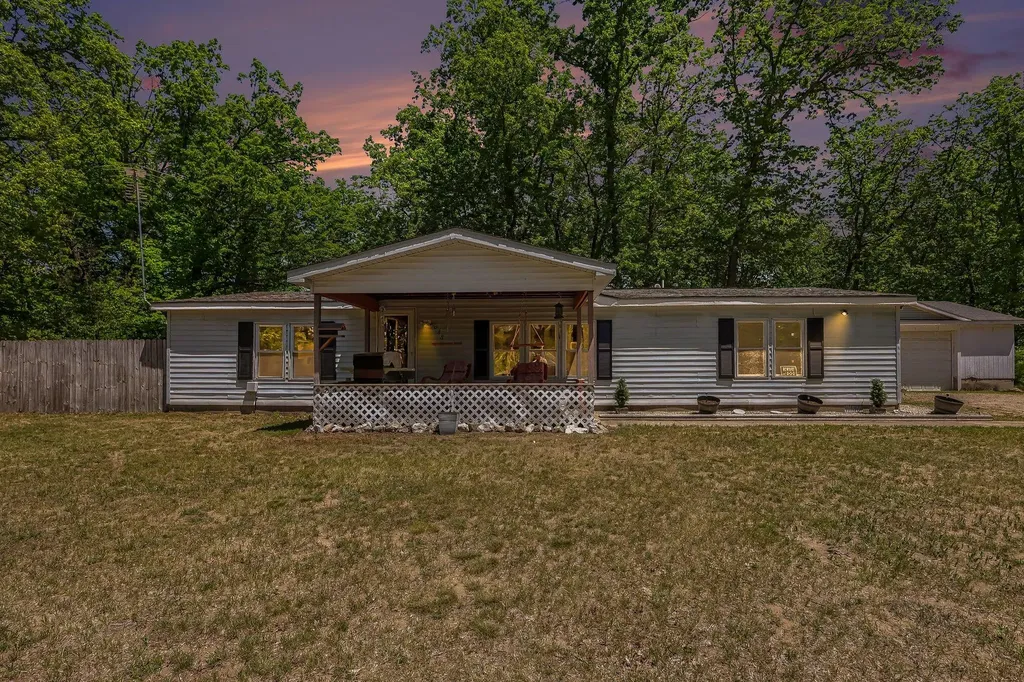 688 S Silver Drive Everett Township MI 49349