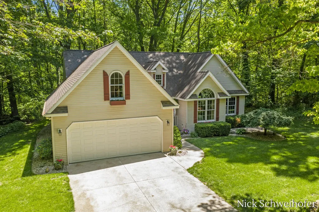 5932 Wilderness Trail Manlius Township MI 49419