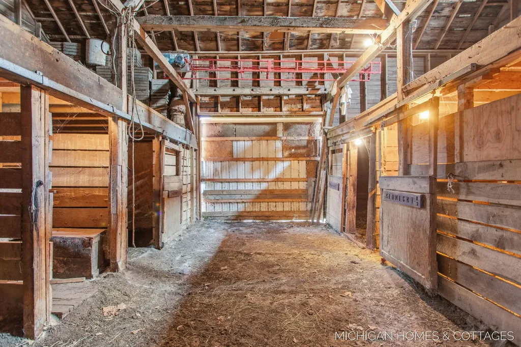 2695 62nd Street Saugatuck Township MI 49408