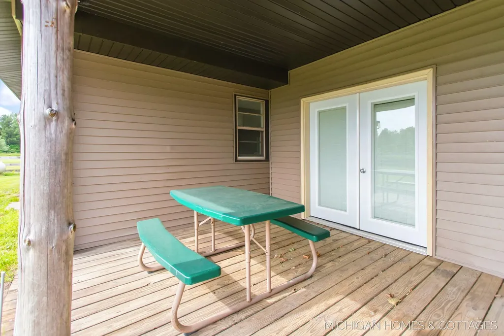 2695 62nd Street Saugatuck Township MI 49408