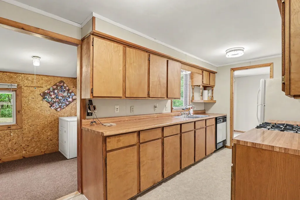 3599 S Maple Island Road Newfield Township MI 49421