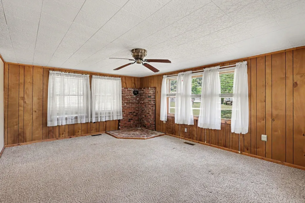 3599 S Maple Island Road Newfield Township MI 49421