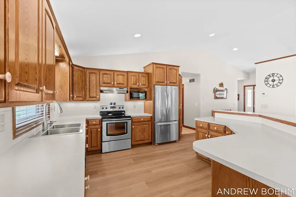 6141 Adams Street Zeeland Charter Township MI 49464