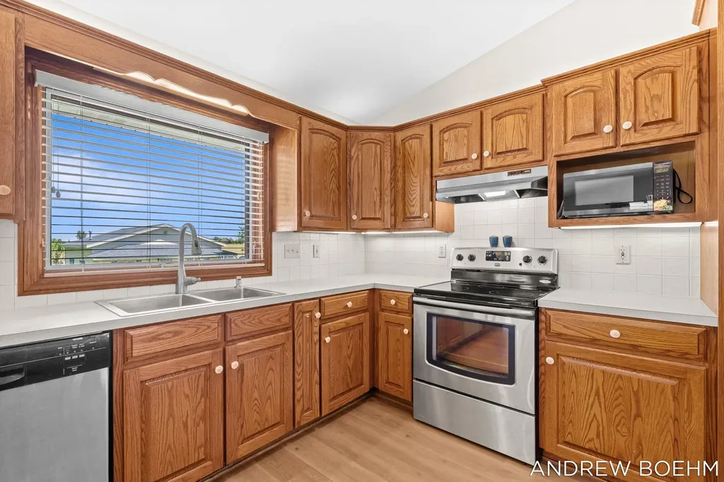 6141 Adams Street Zeeland Charter Township MI 49464