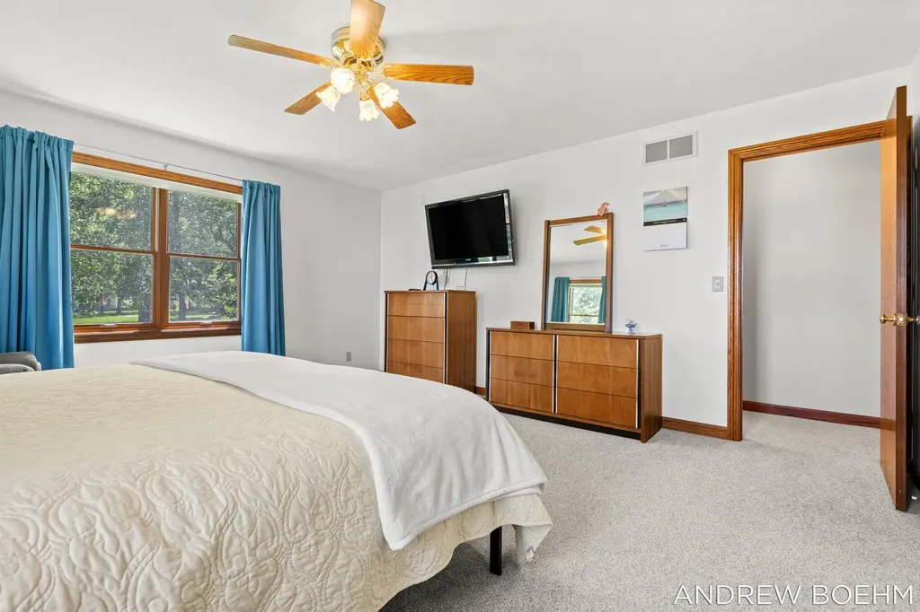 6141 Adams Street Zeeland Charter Township MI 49464