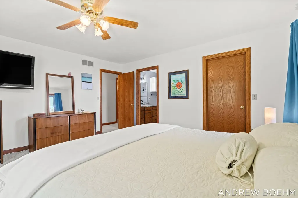 6141 Adams Street Zeeland Charter Township MI 49464