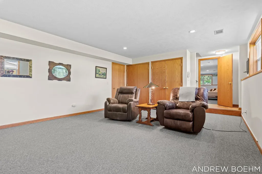 6141 Adams Street Zeeland Charter Township MI 49464