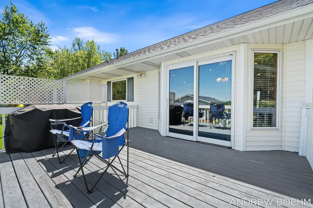 6141 Adams Street Zeeland Charter Township MI 49464