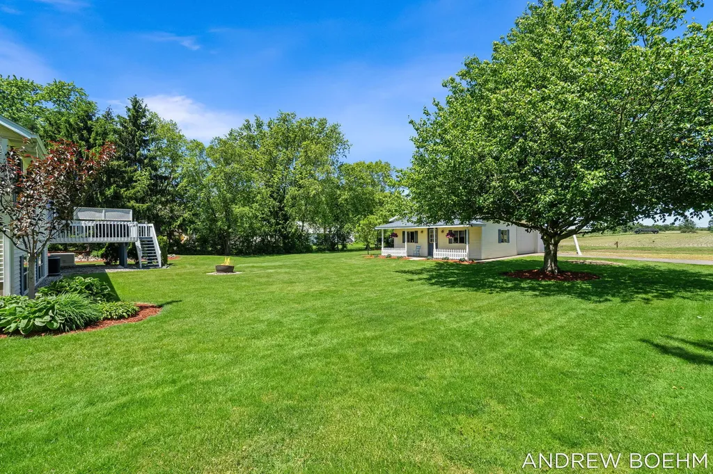 6141 Adams Street Zeeland Charter Township MI 49464