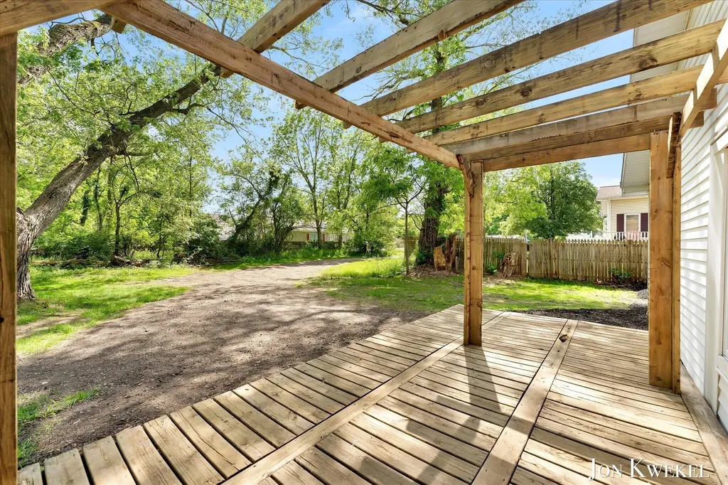 140 N 5th Street NE Cedar Springs City MI 49319