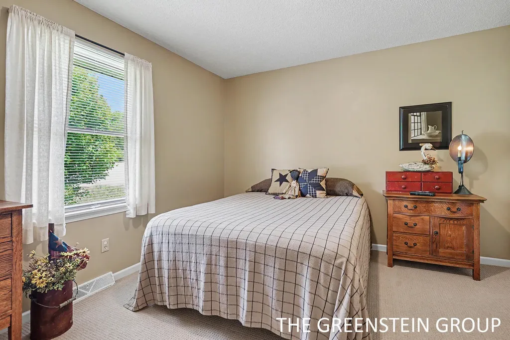 15949 Brucker Street Grand Haven Charter Township MI 49417