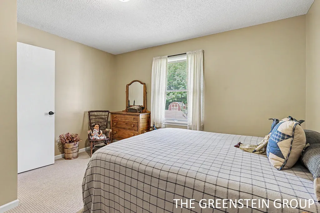 15949 Brucker Street Grand Haven Charter Township MI 49417