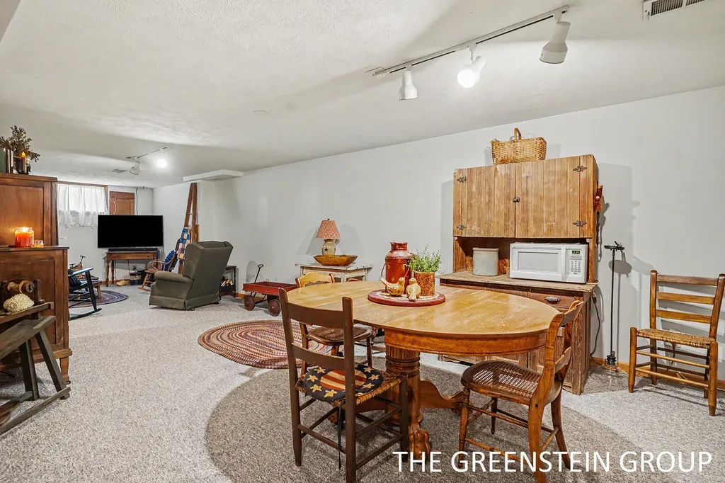 15949 Brucker Street Grand Haven Charter Township MI 49417