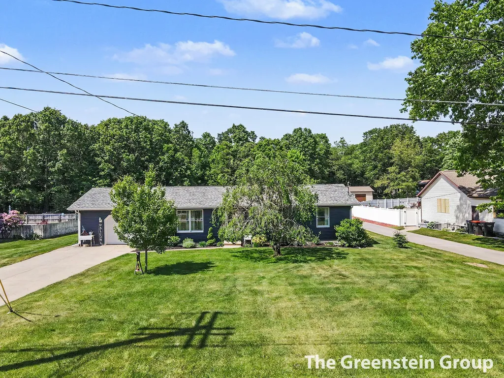 15949 Brucker Street Grand Haven Charter Township MI 49417