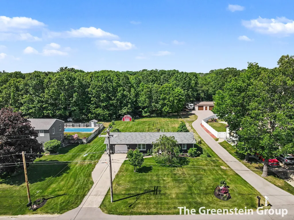 15949 Brucker Street Grand Haven Charter Township MI 49417