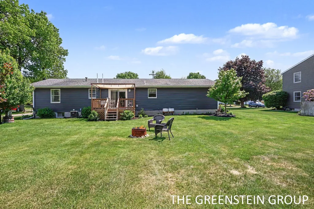 15949 Brucker Street Grand Haven Charter Township MI 49417