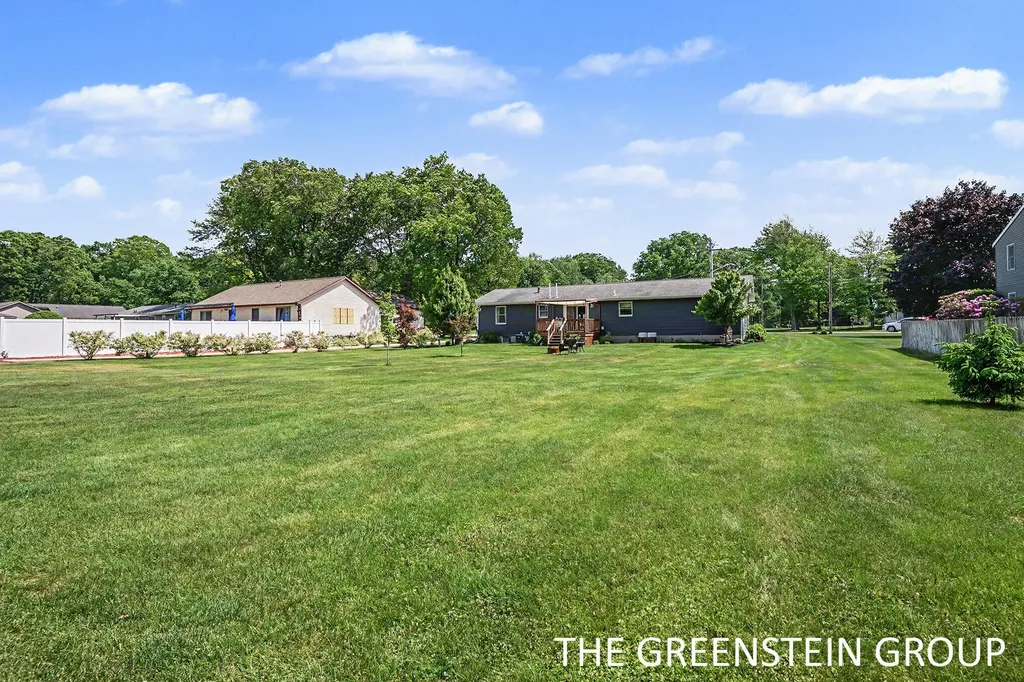 15949 Brucker Street Grand Haven Charter Township MI 49417