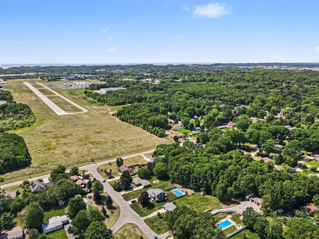 15949 Brucker Street Grand Haven Charter Township MI 49417