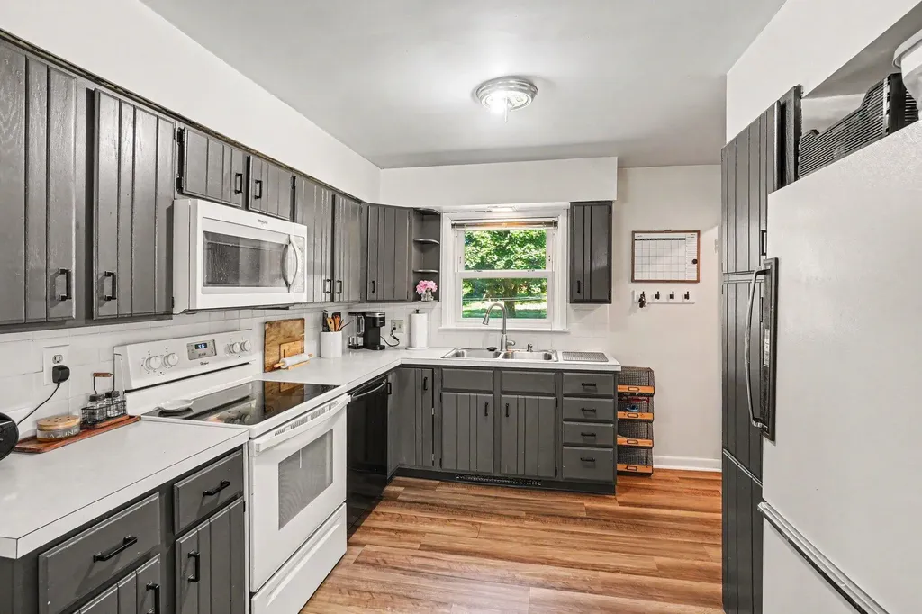367 Lane Avenue Holland Charter Township MI 49423