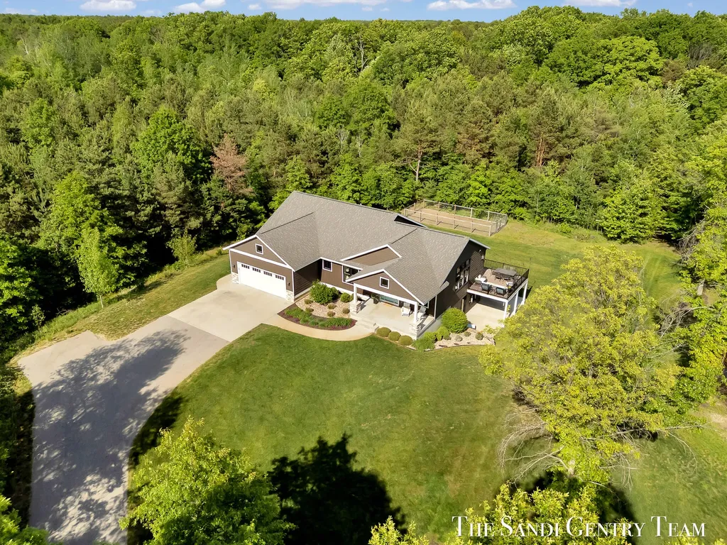 12400 Lincoln Farms Drive Grand Haven Charter Township MI 49417