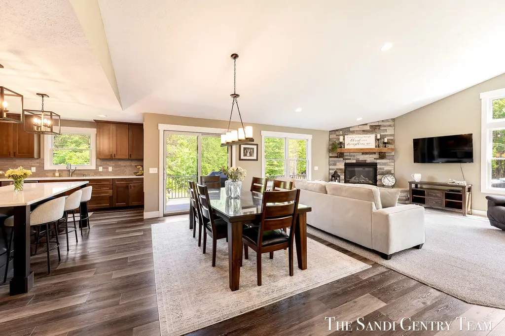 12400 Lincoln Farms Drive Grand Haven Charter Township MI 49417