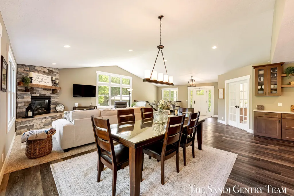 12400 Lincoln Farms Drive Grand Haven Charter Township MI 49417