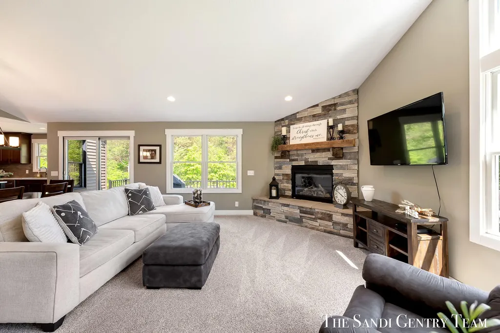 12400 Lincoln Farms Drive Grand Haven Charter Township MI 49417