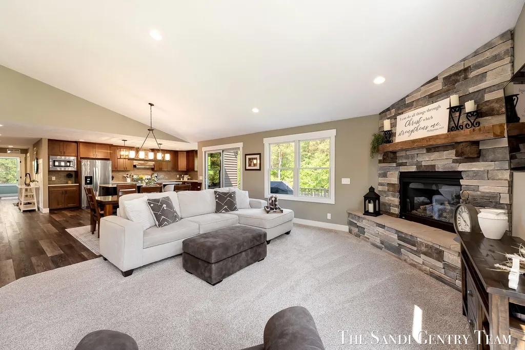 12400 Lincoln Farms Drive Grand Haven Charter Township MI 49417