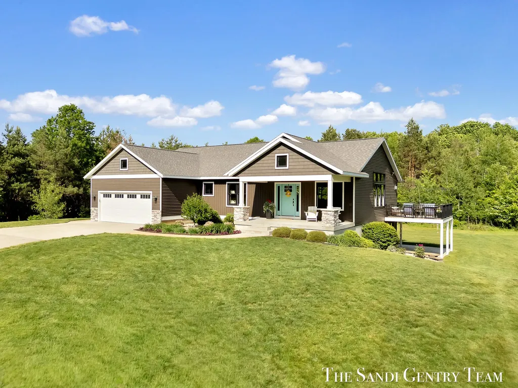 12400 Lincoln Farms Drive Grand Haven Charter Township MI 49417