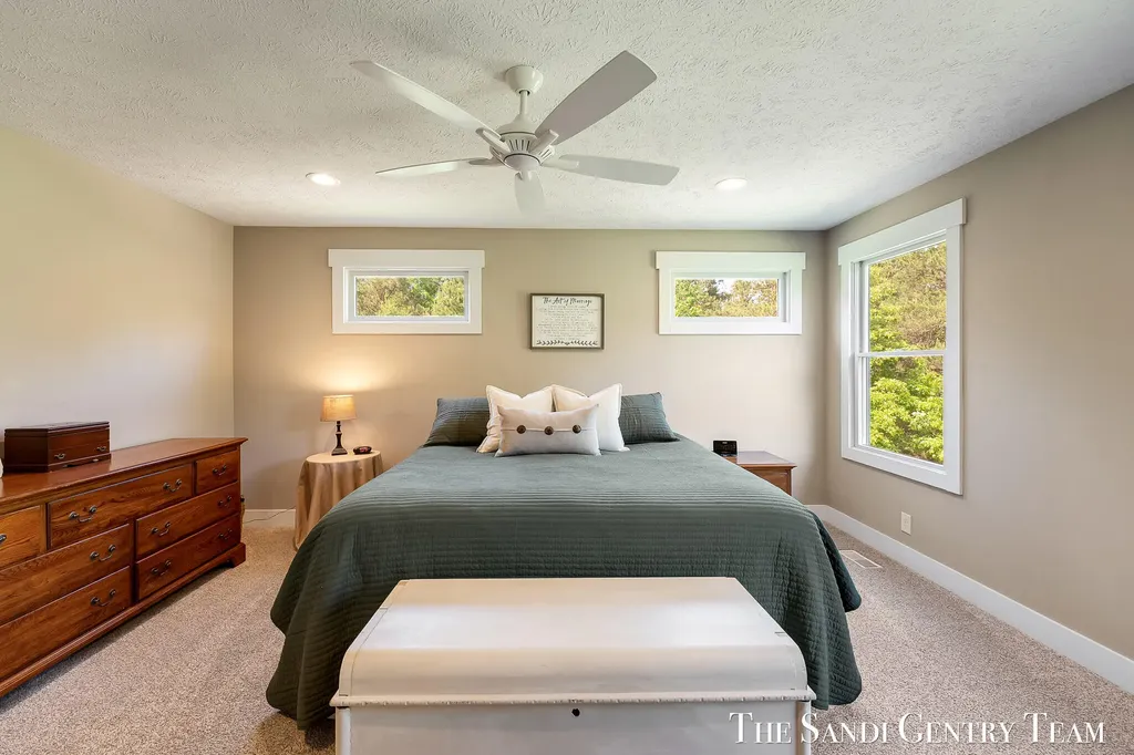 12400 Lincoln Farms Drive Grand Haven Charter Township MI 49417