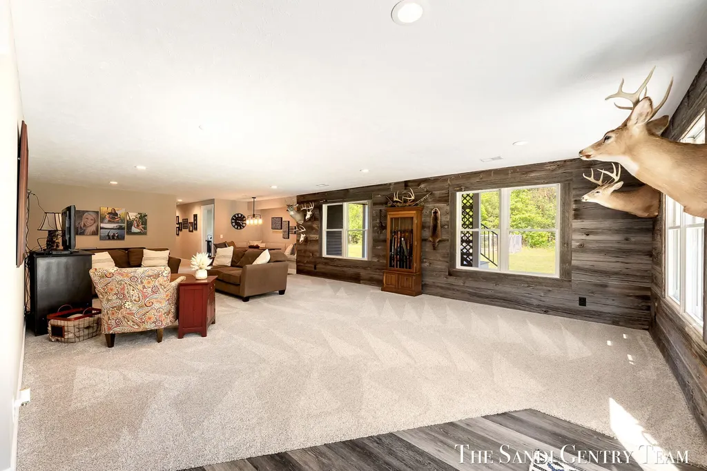 12400 Lincoln Farms Drive Grand Haven Charter Township MI 49417