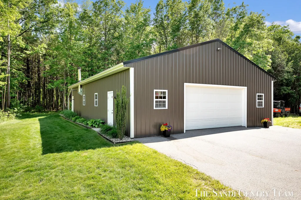 12400 Lincoln Farms Drive Grand Haven Charter Township MI 49417