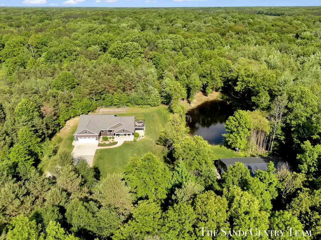 12400 Lincoln Farms Drive Grand Haven Charter Township MI 49417