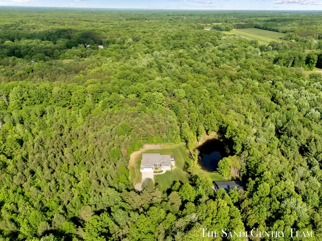 12400 Lincoln Farms Drive Grand Haven Charter Township MI 49417