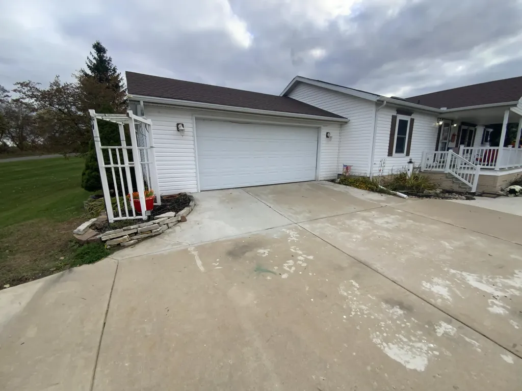 1559 Larkmore Lane Grass Lake Charter Township MI 49240