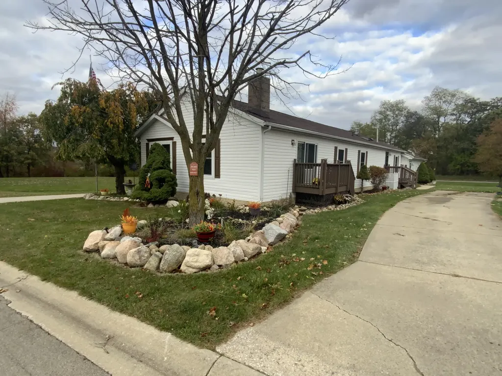 1559 Larkmore Lane Grass Lake Charter Township MI 49240