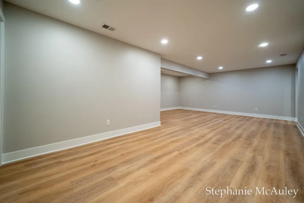 5739 130th Avenue Manlius Township MI 49408